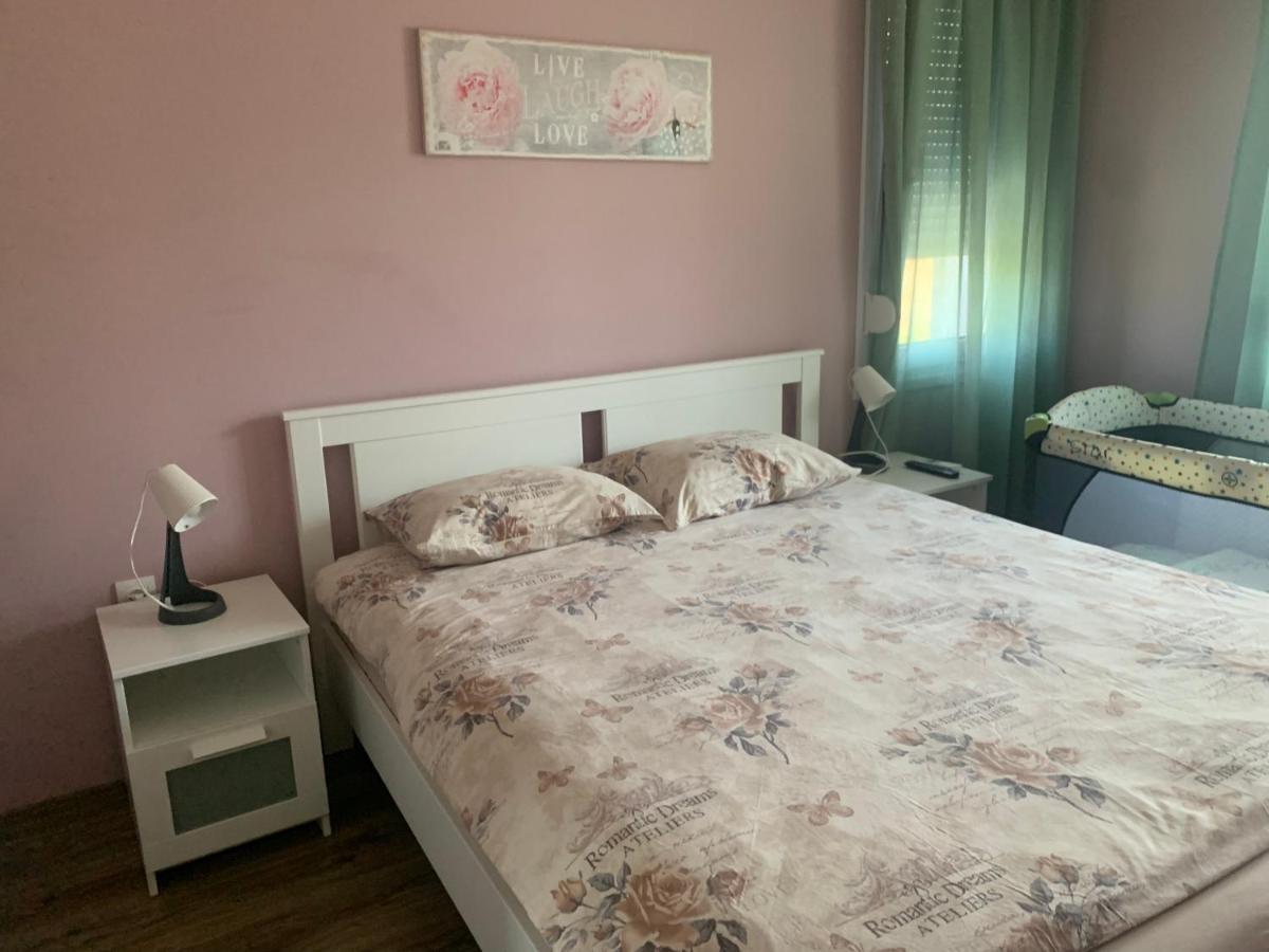 Verona Apartment Szandanszki Kültér fotó